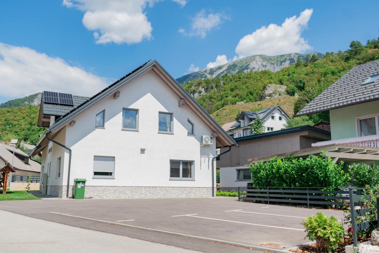 Prima Countryside Apartments Жировница Экстерьер фото