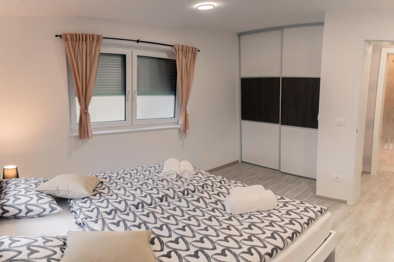Prima Countryside Apartments Жировница Экстерьер фото