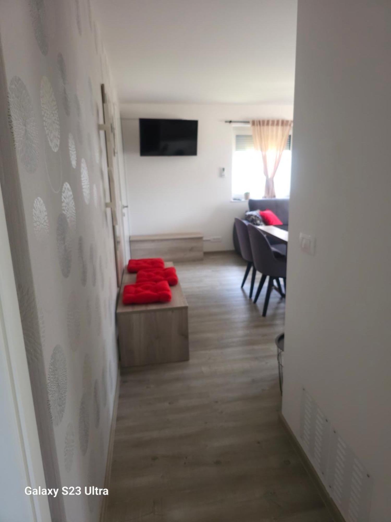 Prima Countryside Apartments Жировница Номер фото
