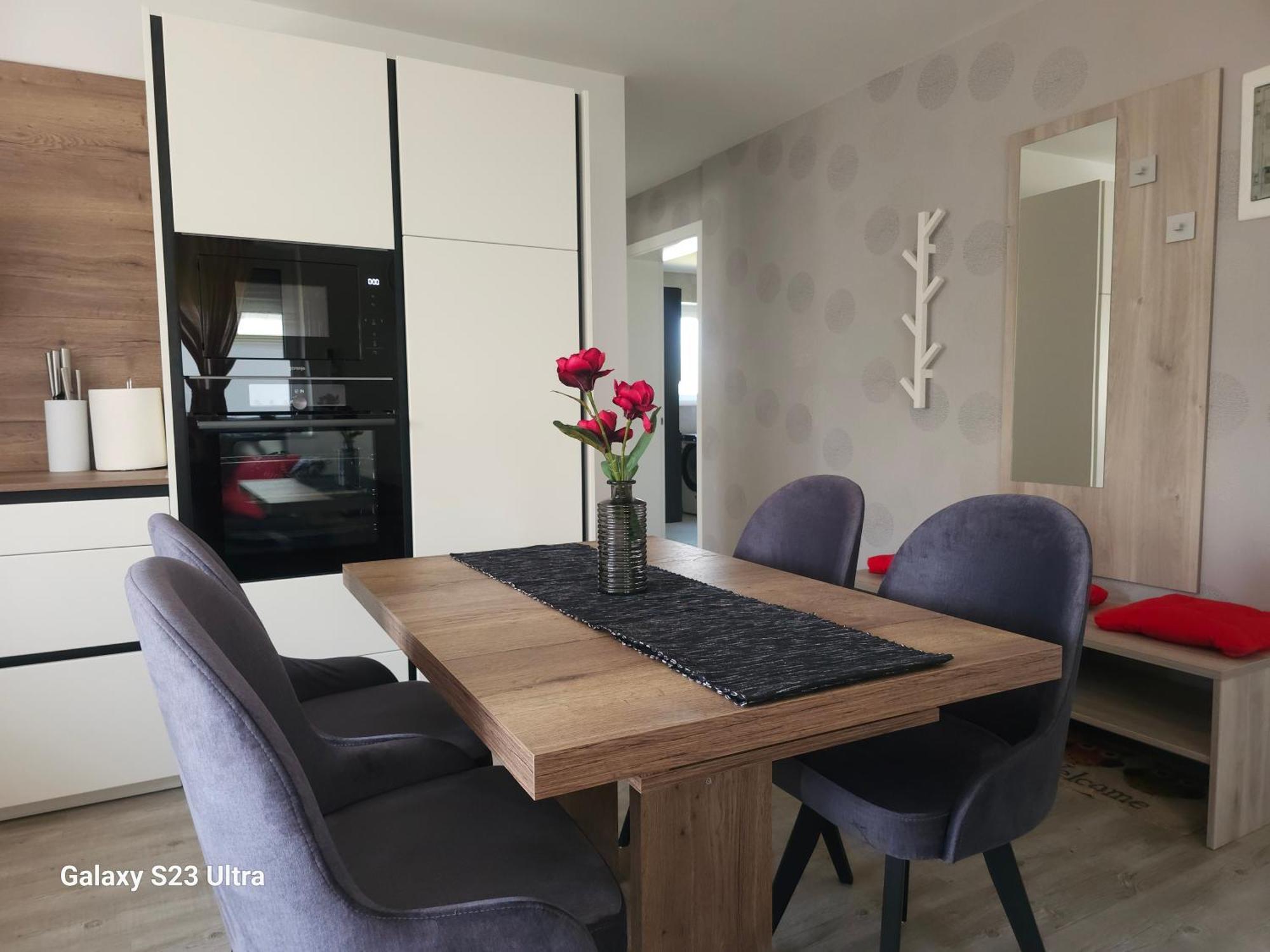 Prima Countryside Apartments Жировница Экстерьер фото